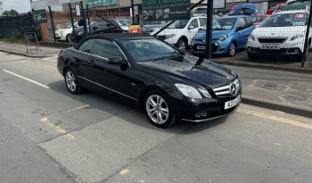 2011/11 Mercedes-Benz E250 CDI BlueEFFICIENCY SE 2dr Convertible AUTOMATIC DIESEL full