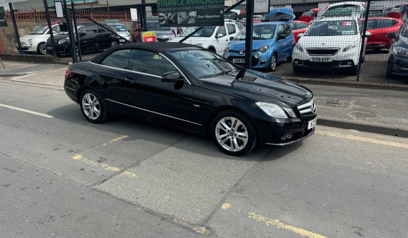 2011/11 Mercedes-Benz E250 CDI BlueEFFICIENCY SE 2dr Convertible AUTOMATIC DIESEL full