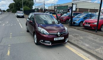 2015/65 Renault Scenic 1.5 dCi Dynamique Nav 5dr Diesel MPV full