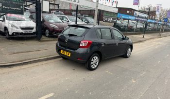 2015/15 Dacia Sandero 1.5 dCi Midnight 5dr h/b full