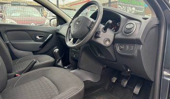 2015/15 Dacia Sandero 1.5 dCi Midnight 5dr h/b full