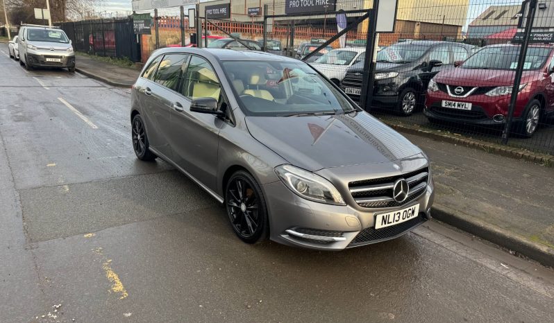 2013/13 Mercedes B200 CDI BlueEFFICIENCY Sport 5dr MPV full