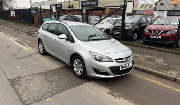 2015/65 Vauxhall Astra 1.6 CDTi 16V ecoFLEX Design 5dr Estate full