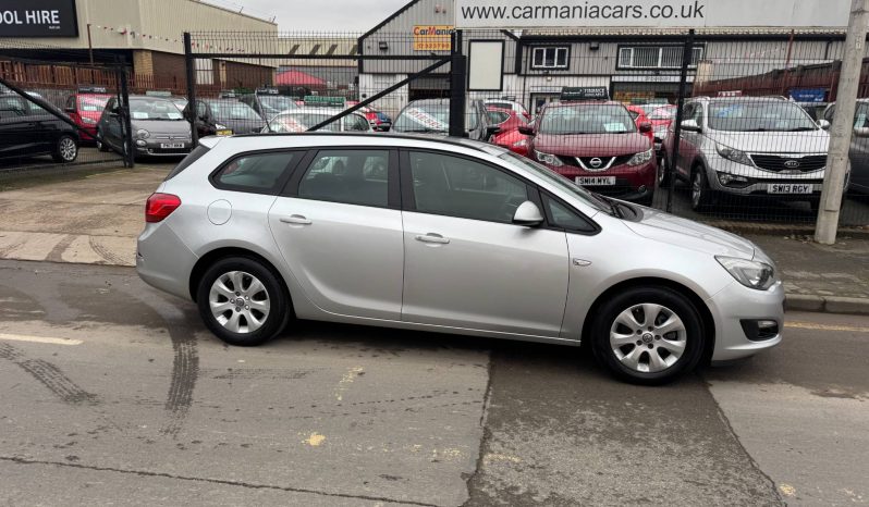 2015/65 Vauxhall Astra 1.6 CDTi 16V ecoFLEX Design 5dr Estate full