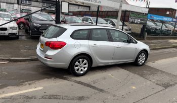 2015/65 Vauxhall Astra 1.6 CDTi 16V ecoFLEX Design 5dr Estate full